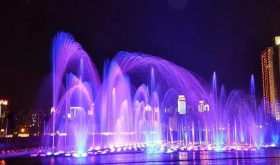 華燈映平湖 綻放萬(wàn)州美！萬(wàn)州人的專屬夜景（多圖噴泉）